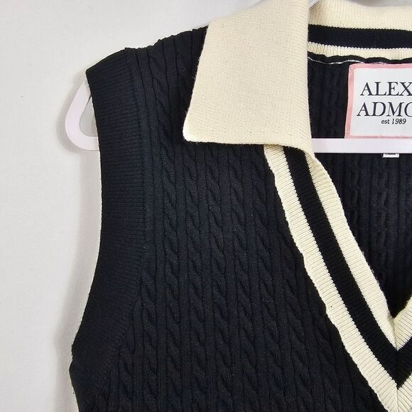 Alexia Admor Michelle Vest in Navy - Size M - Picture 3 of 9